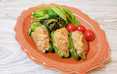 岩下の新生姜入りなめ茸で！ ピーマンの肉詰め