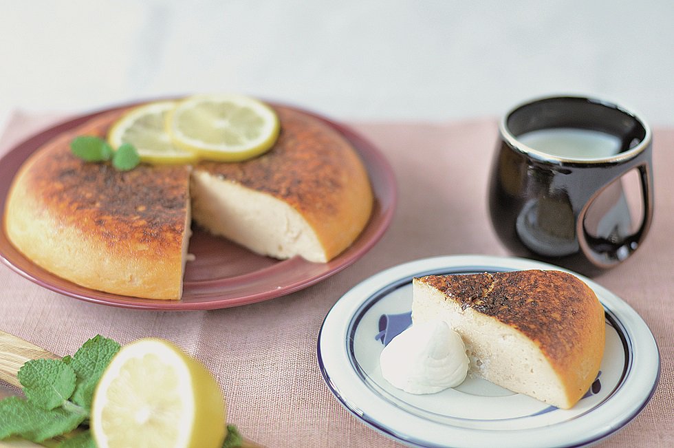 炊飯器でトマトチーズケーキ