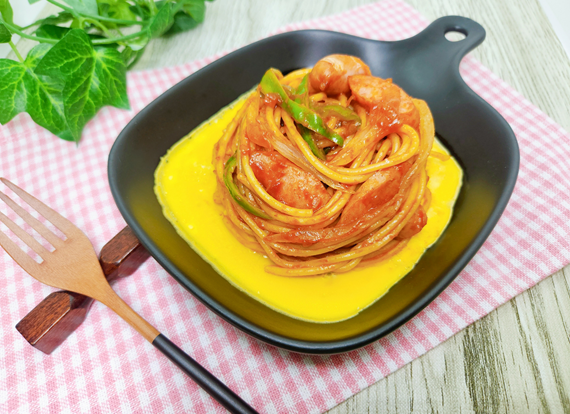 サルサソース鉄板ナポリタン