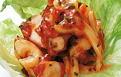 たことセロリのつぶケチャ和え