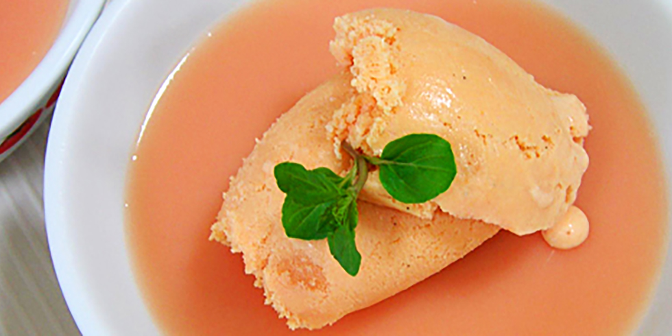 トマトの杏仁豆腐