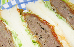 メンチカツサンド