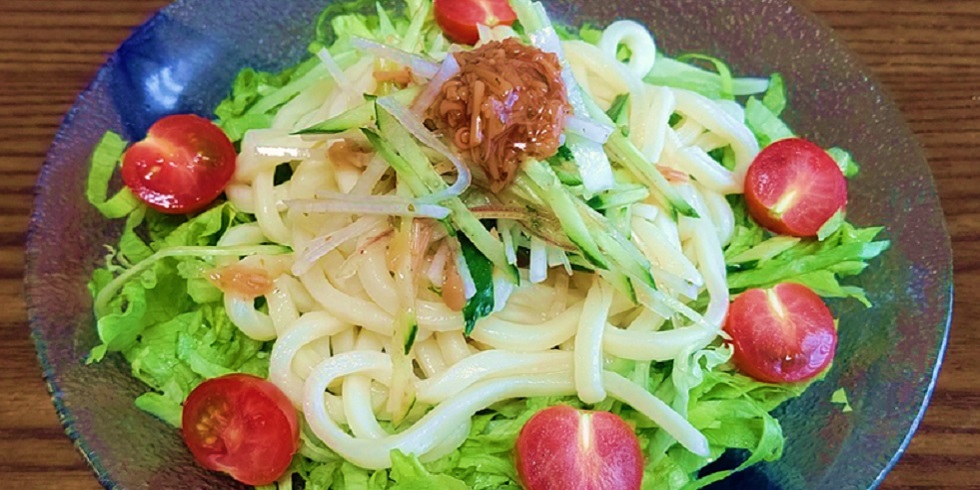 野菜たっぷりサラダうどん