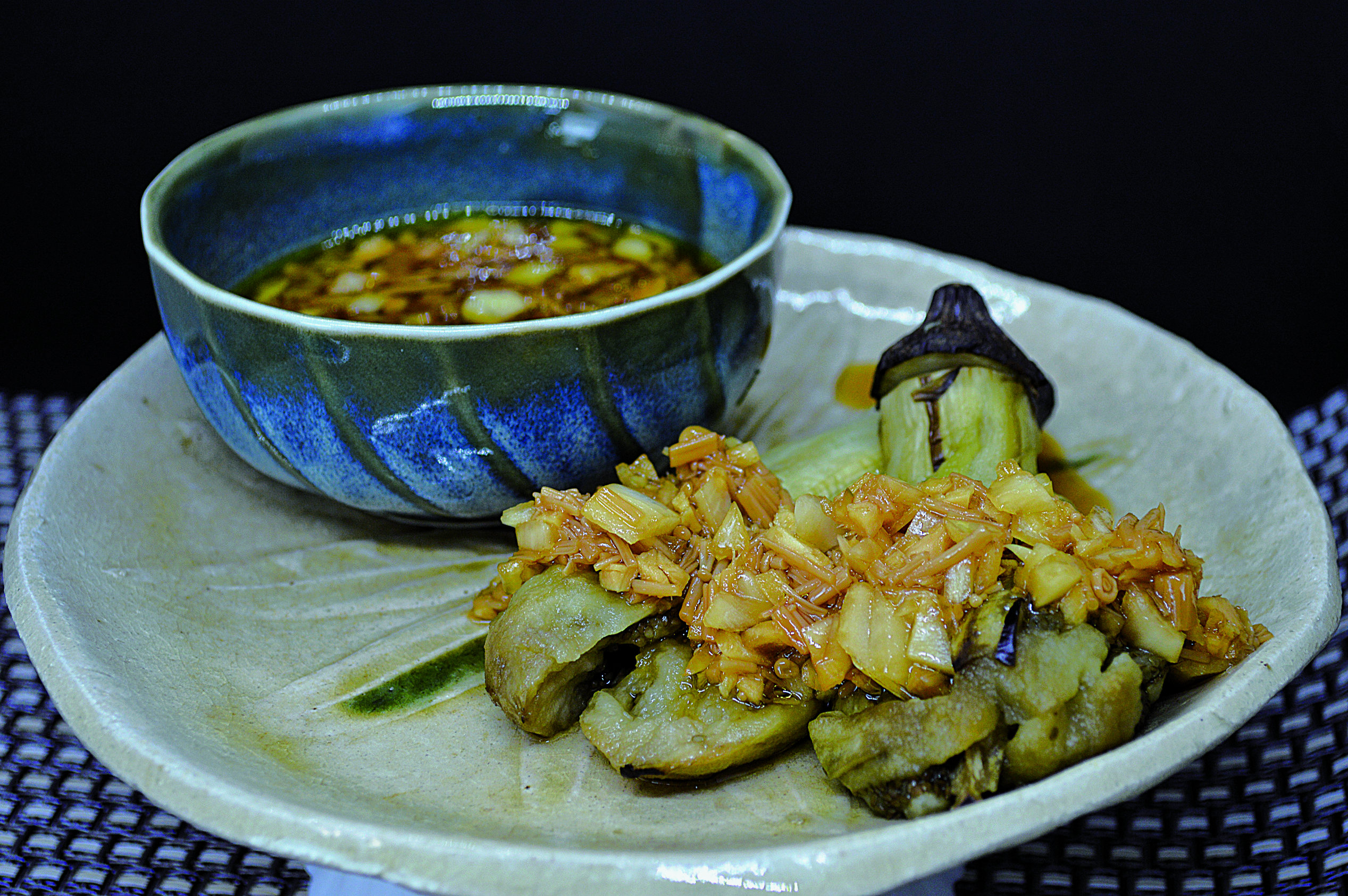 冷やし焼きなす なめ茸オニオンソース